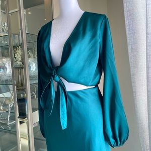 Abercrombie & Fitch Satin Tie-Front Dark Teal Skirt set